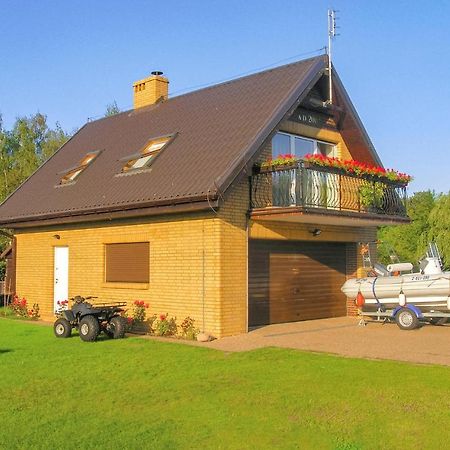 Cozy Apartment In Nowe Warpno With Wifi Exterior foto